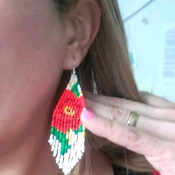 💖 2/$30 Seed Bead long tassel boho white red floral rose drop earrings Festival - Picture 11 of 17